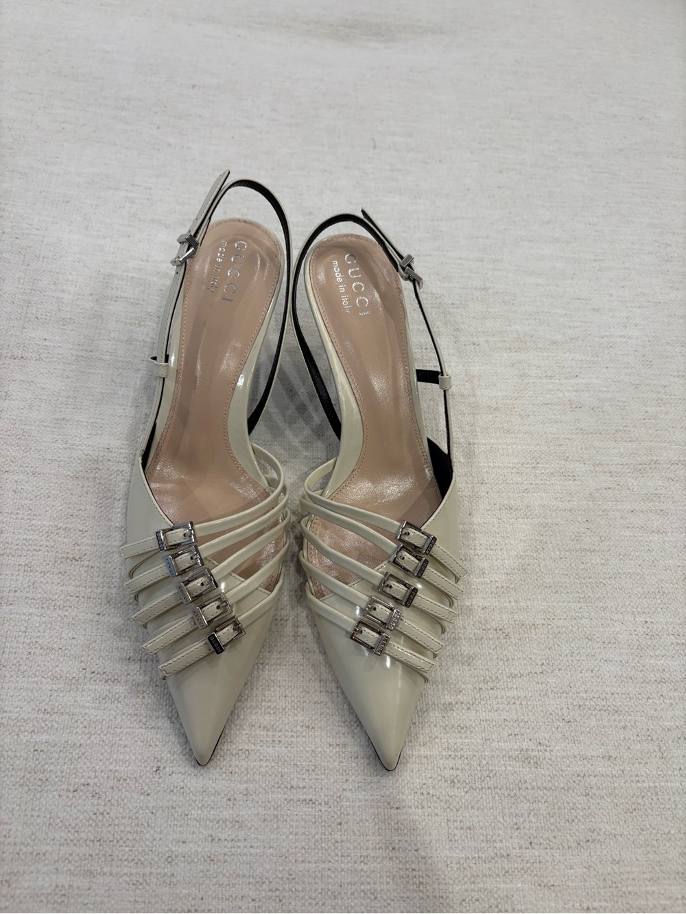 Gucci Cream Patent Leather Pointed Slingback Pumps with Buckle Straps